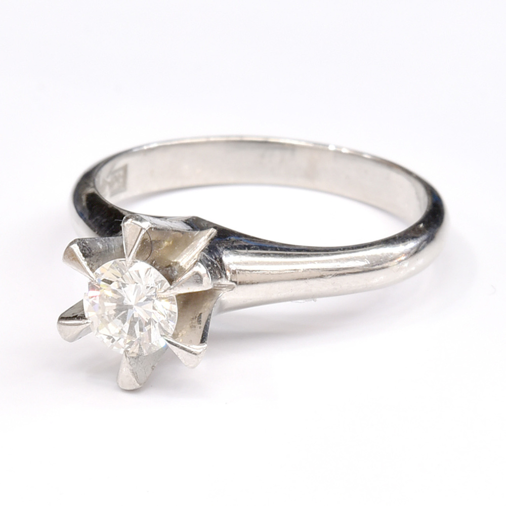 ダイアモンドリング