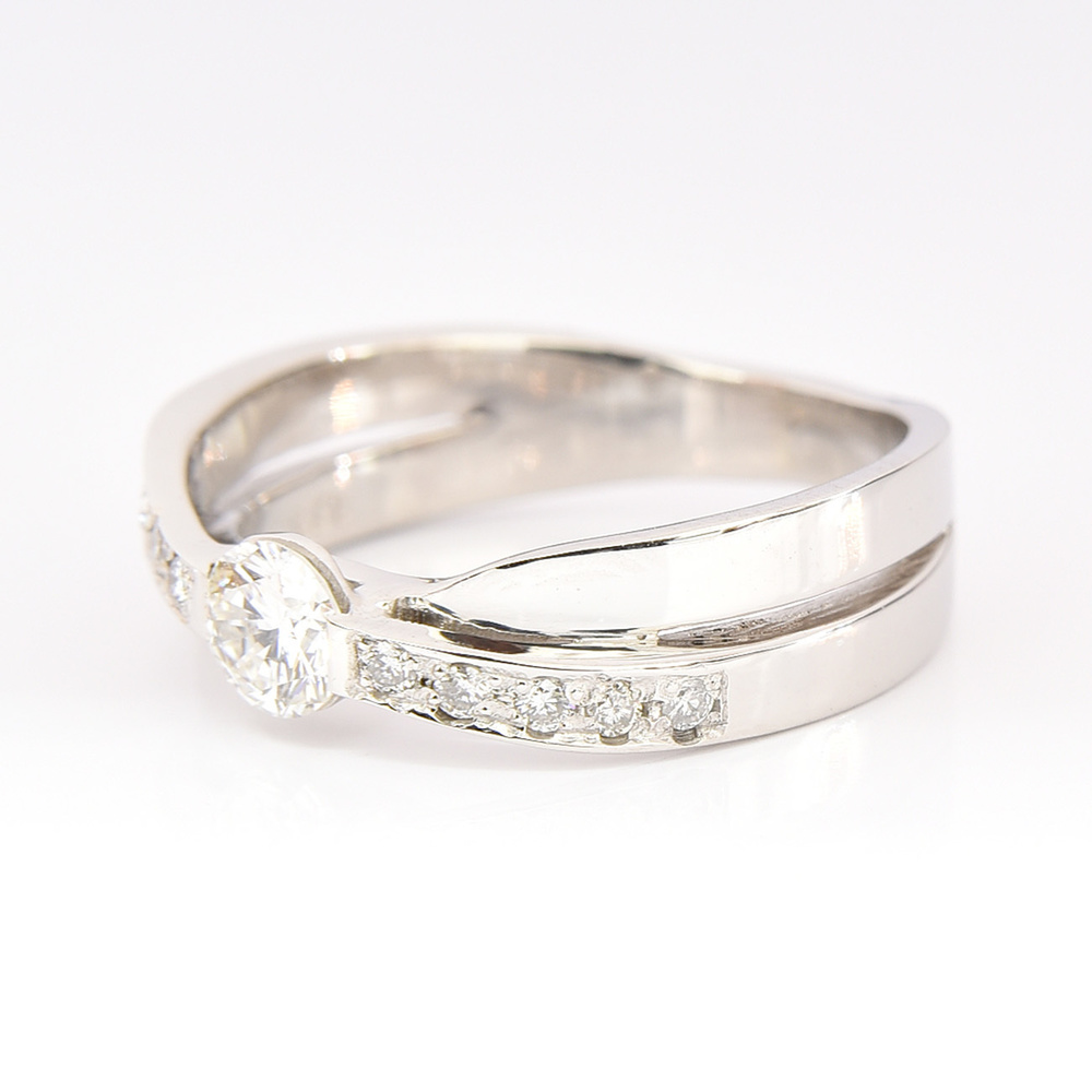 ダイアモンドリング