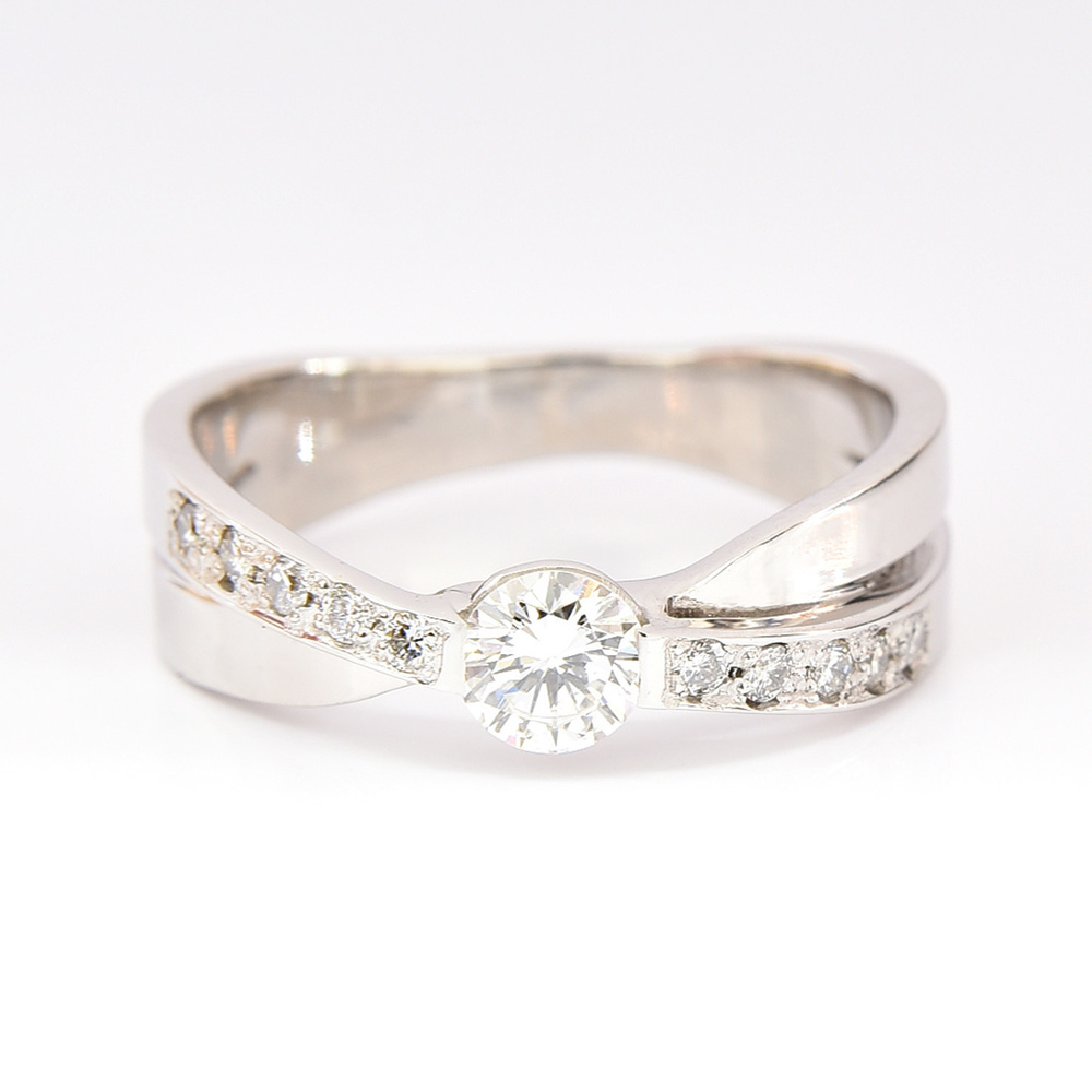 ダイアモンドリング