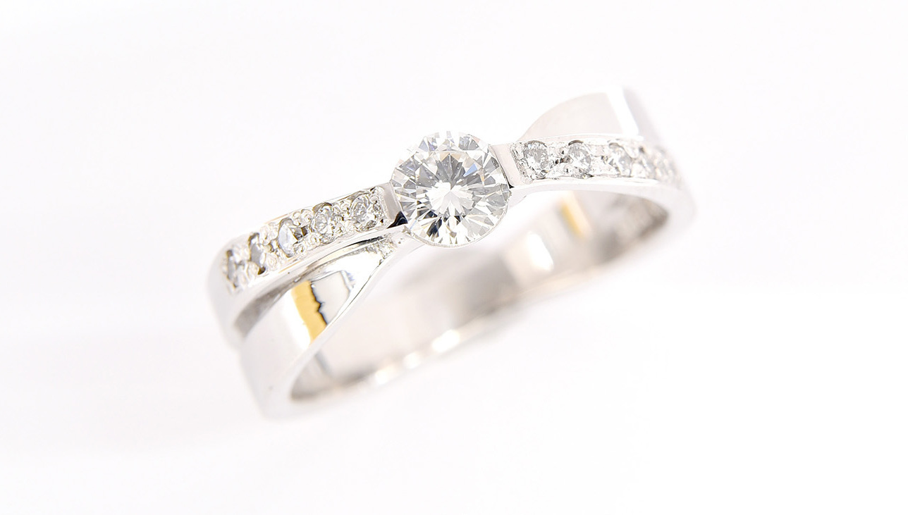 ダイアモンドリング