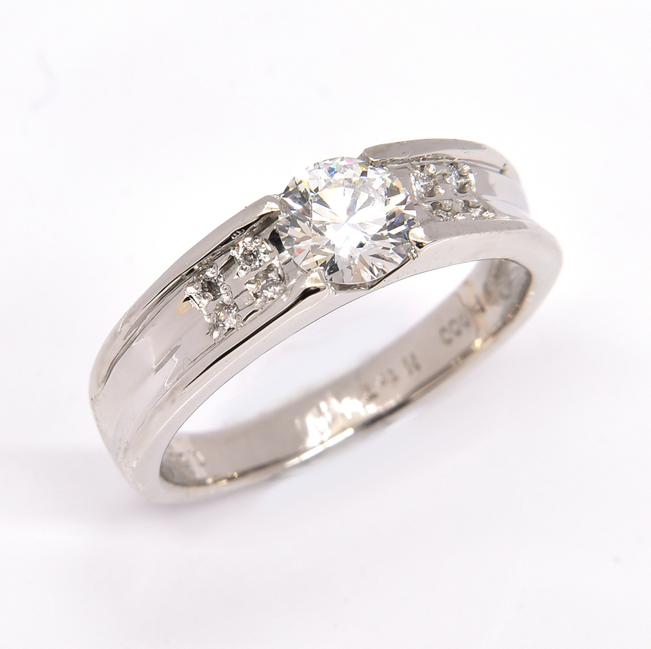 ダイアモンドリング