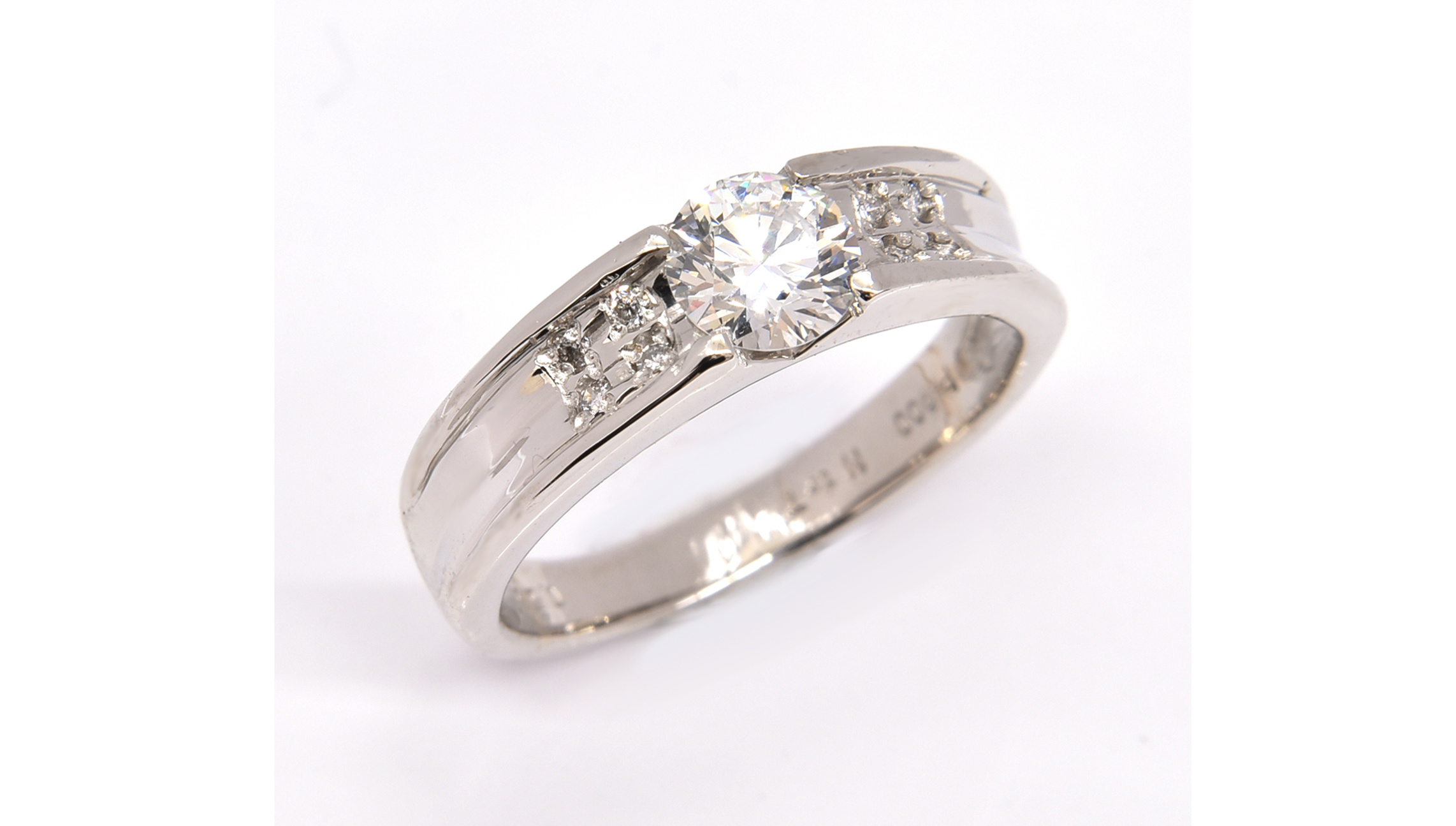 ダイアモンドリング