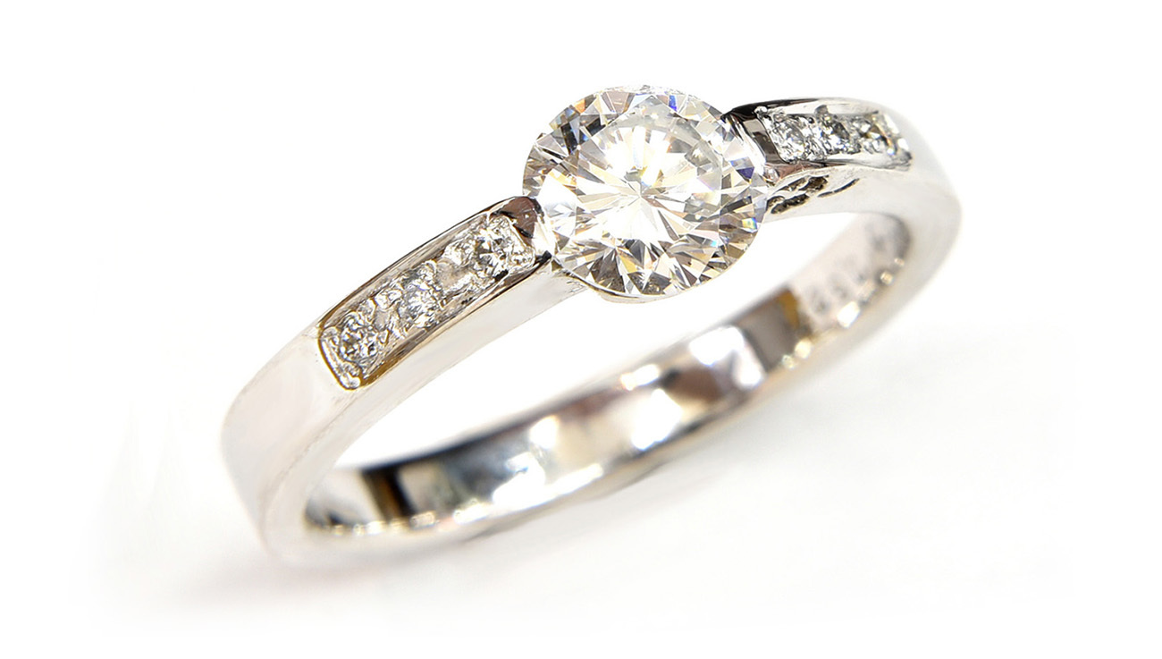 ダイアモンドリング