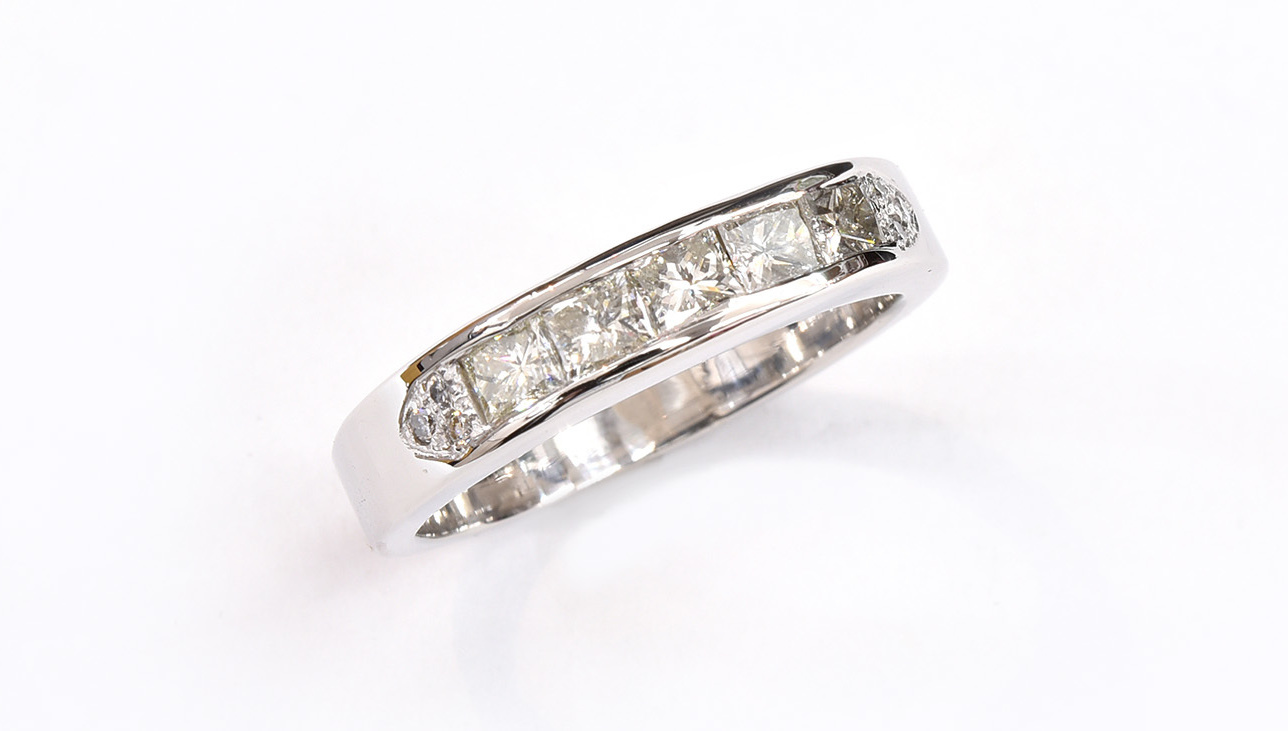 ダイアモンドリング