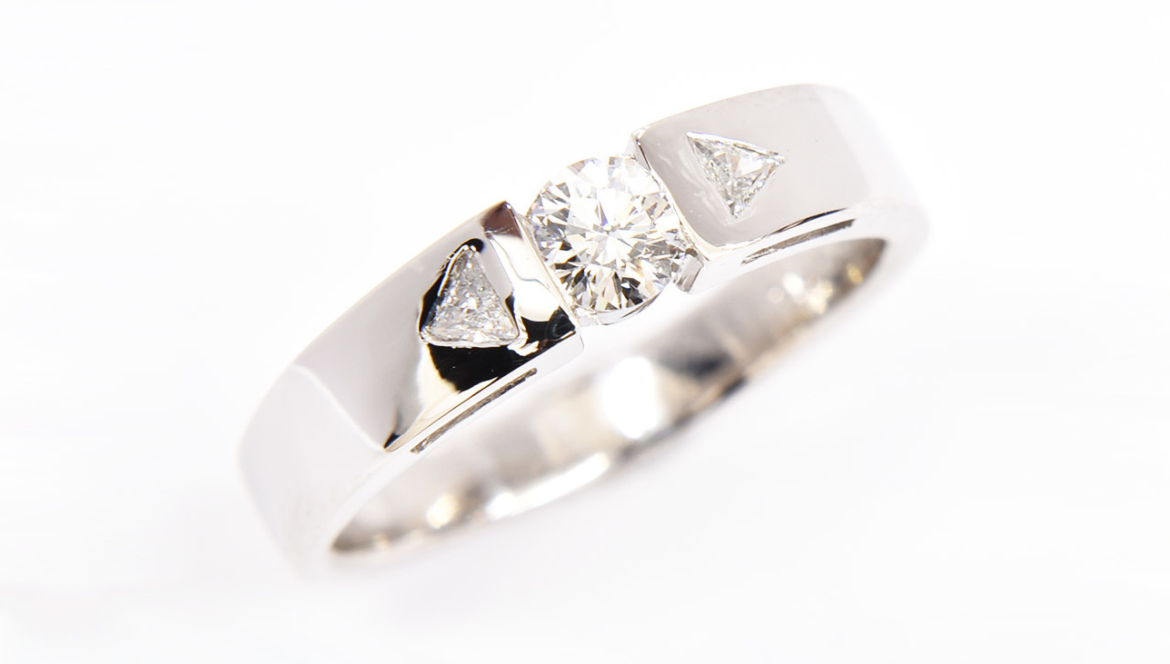 ダイアモンドリング